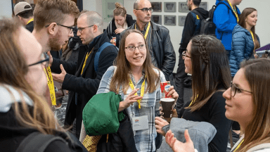 étudiantes et étudiants en discussion lors des J2R